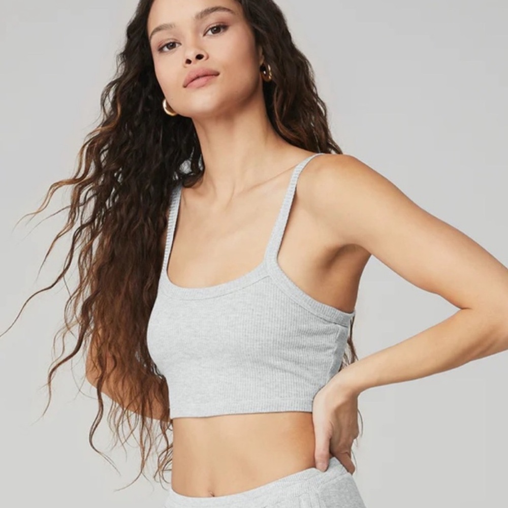 Alo ribbed crop whisper bra tank